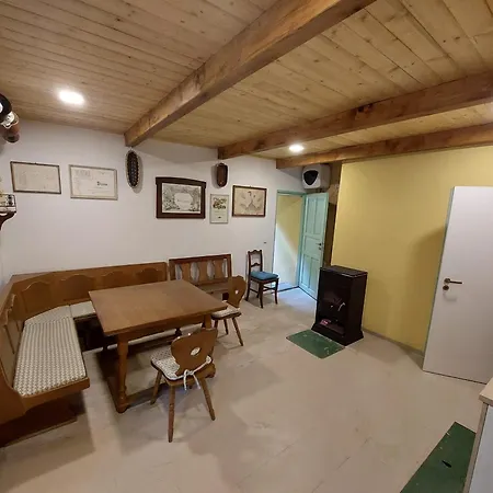 بيت للعطل Apartman Ve Sklepe Mikulčice